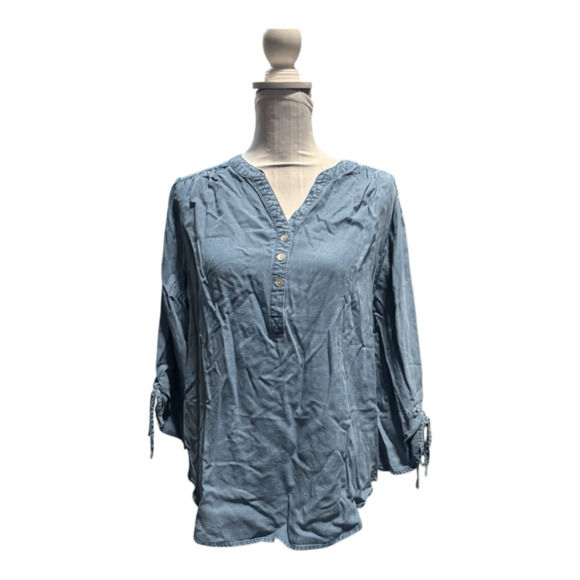 Alfred Dunner Tops - Alfred Dunner Denim Blouse Size PM